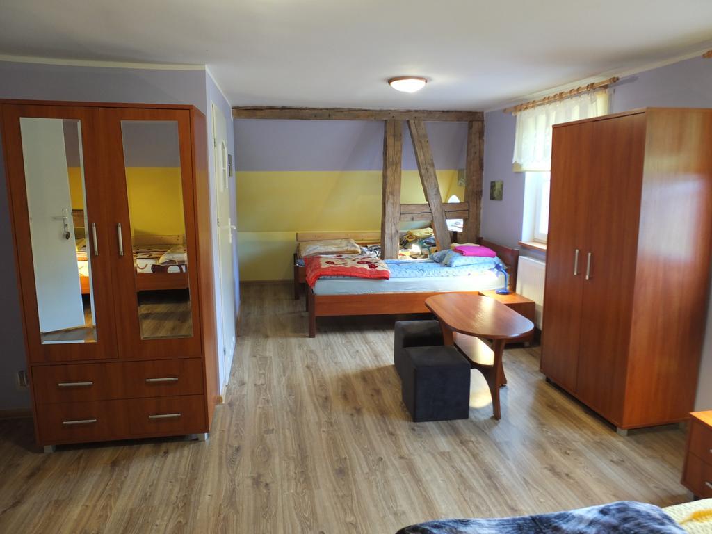 Dwor Klewiny Villa Bagian luar foto