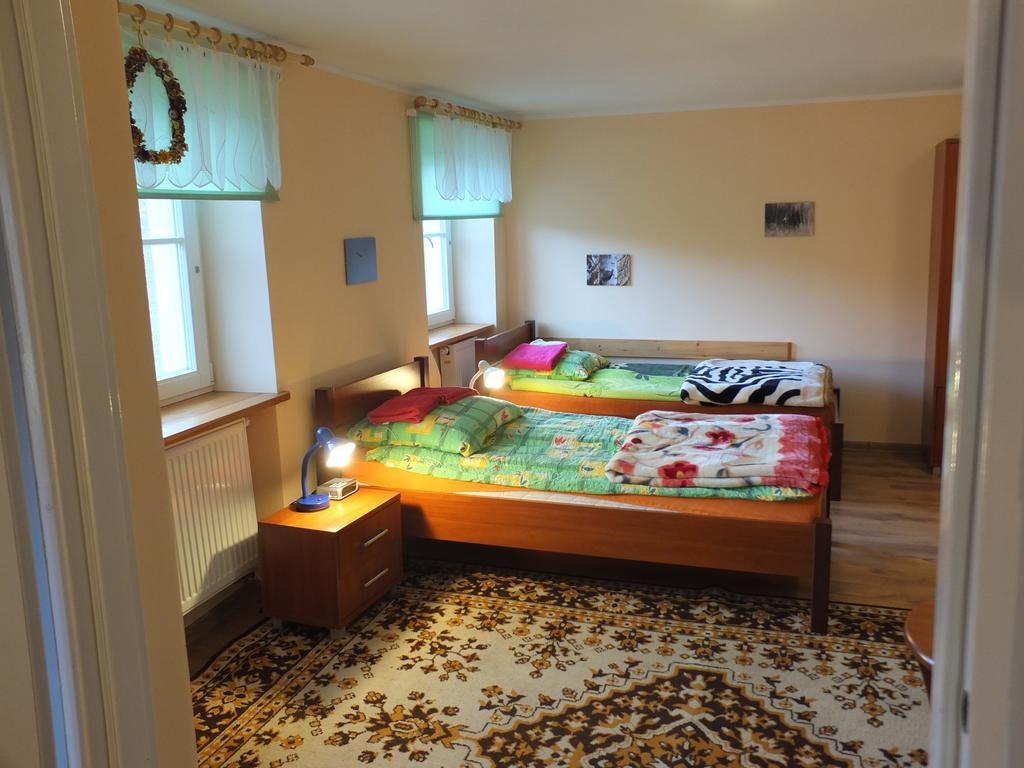 Dwor Klewiny Villa Bagian luar foto